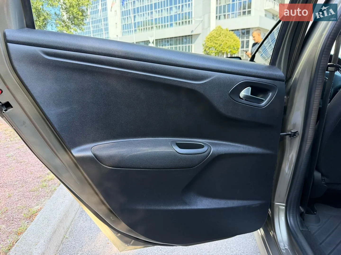 2017 Citroen C-Elysee - мініатюра 38