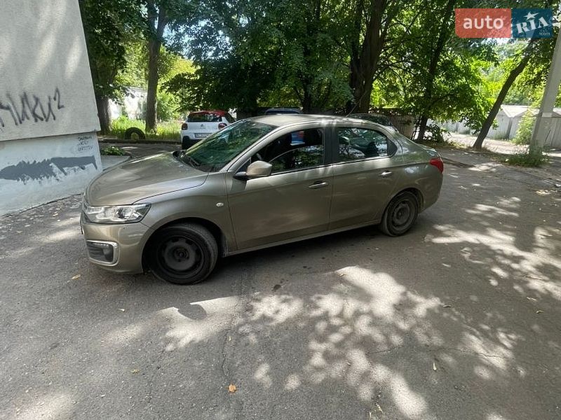Седан Citroen C-Elysee 2018 в Днепре