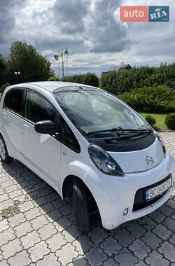 Хетчбек Citroen C-Zero 2010 в Золочеві