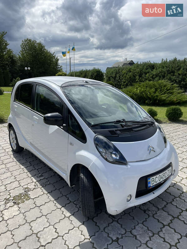 Хэтчбек Citroen C-Zero 2010 в Золочеве