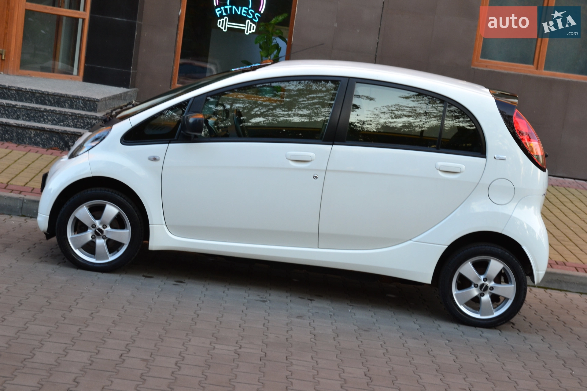 2013 Citroen C-ZERO - мініатюра 12