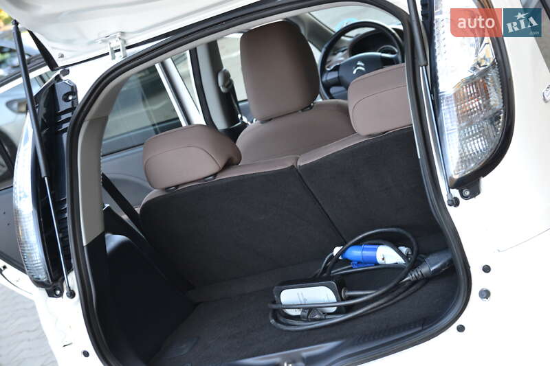 Хэтчбек Citroen C-Zero 2014 в Луцке