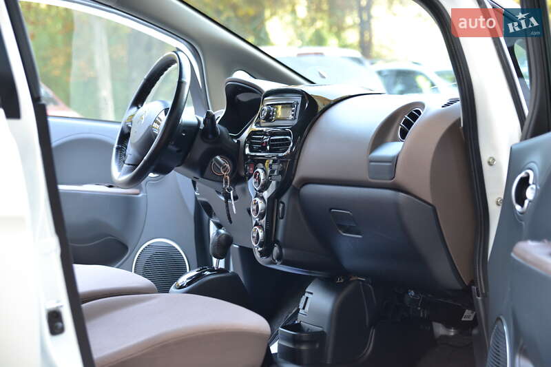 Хэтчбек Citroen C-Zero 2014 в Луцке