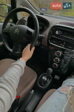 Хэтчбек Citroen C-Zero 2012 в 