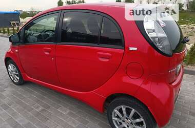 Хэтчбек Citroen C-Zero 2011 в 