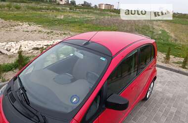 Хэтчбек Citroen C-Zero 2011 в 