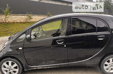 Хэтчбек Citroen C-Zero 2012 в 