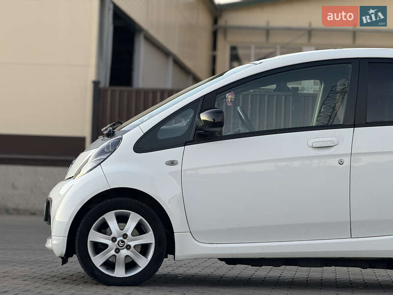 Хетчбек Citroen C-Zero 2011 в Луцьку фото 10 Хетчбек Citroen C-Zero 2011 в Луцьку