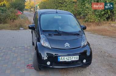 Хэтчбек Citroen C-Zero 2012 в 