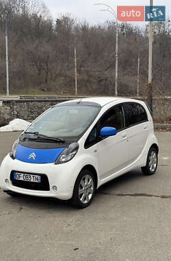 Хэтчбек Citroen C-Zero 2015 в Киеве