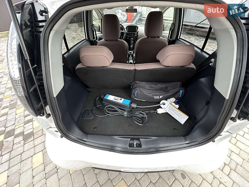 Хэтчбек Citroen C-Zero 2018 в Виннице