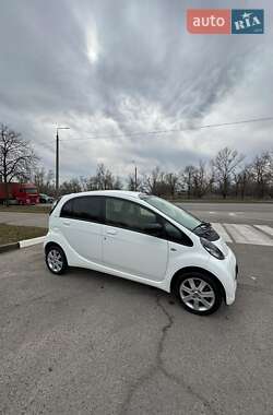 Хэтчбек Citroen C-Zero 2018 в 
