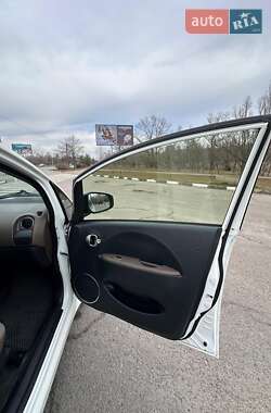 Хэтчбек Citroen C-Zero 2018 в 