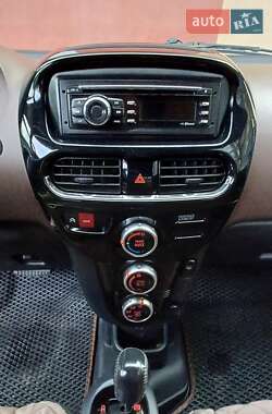 Хэтчбек Citroen C-Zero 2013 в 