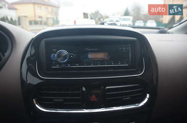 Хэтчбек Citroen C-Zero 2011 в 