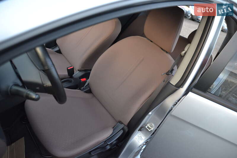 Хэтчбек Citroen C-Zero 2015 в Луцке