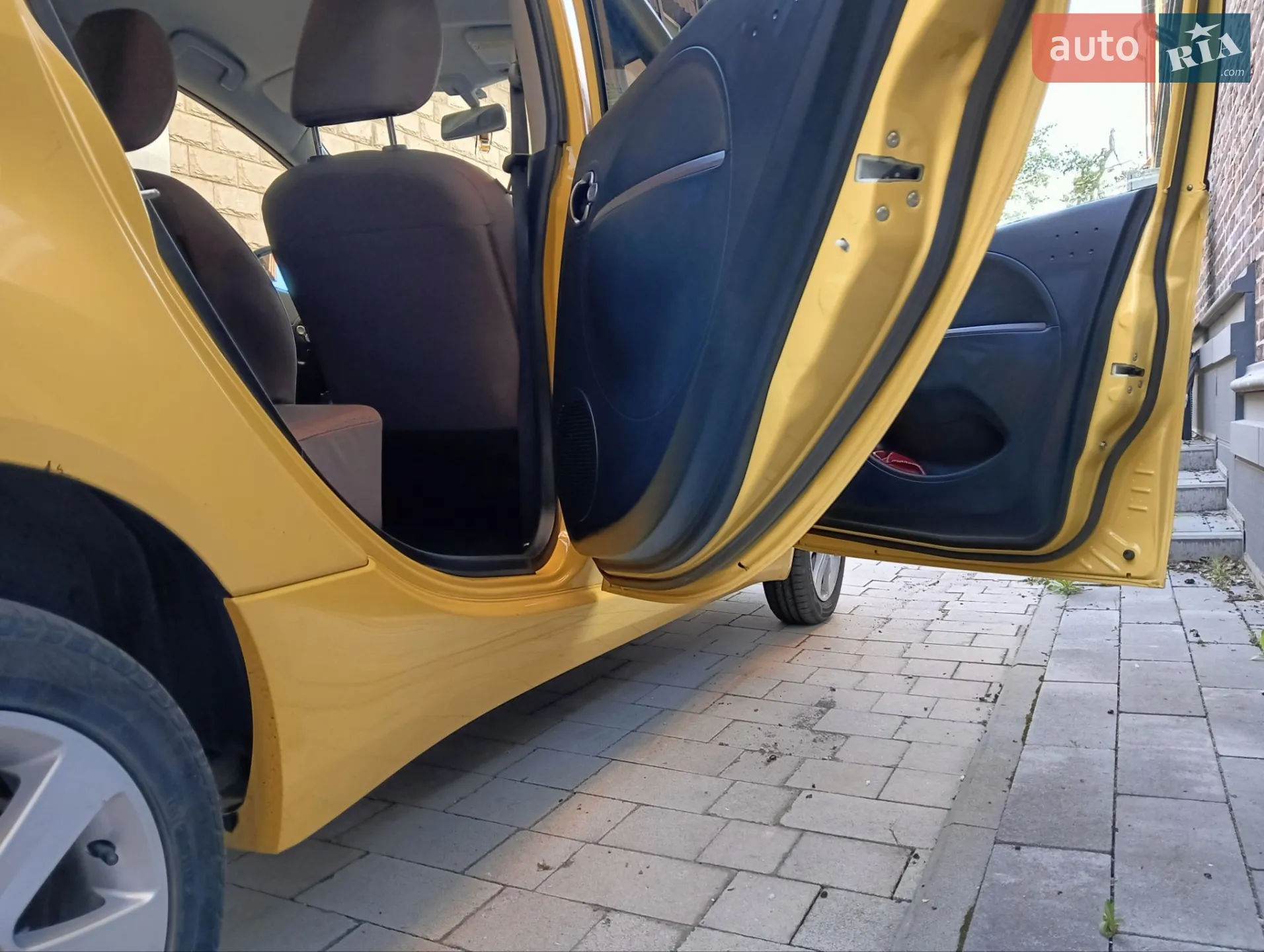 2011 Citroen C-ZERO - мініатюра 6