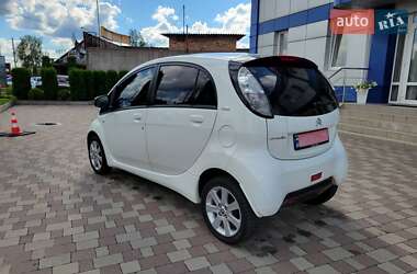 Хэтчбек Citroen C-Zero 2011 в 