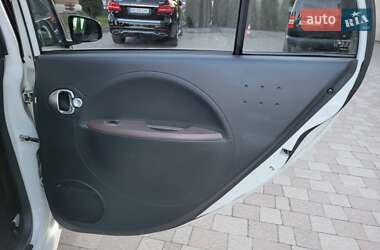 Хэтчбек Citroen C-Zero 2011 в 