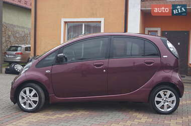 Хэтчбек Citroen C-Zero 2012 в 