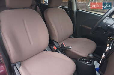 Хэтчбек Citroen C-Zero 2012 в 