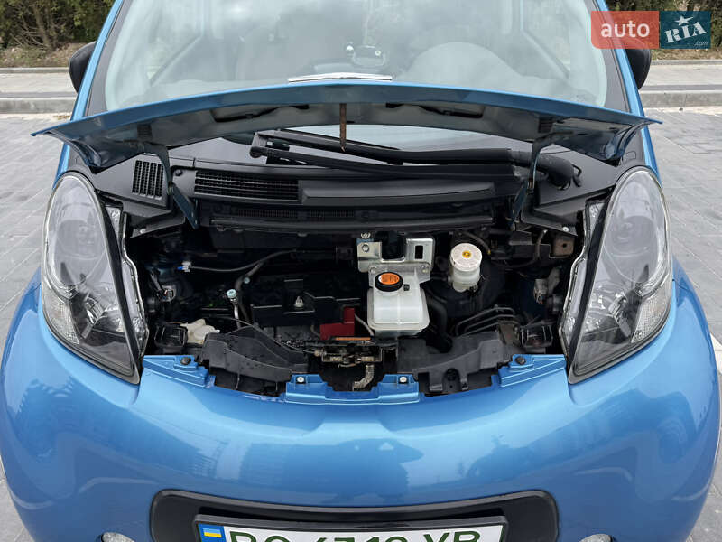 Хетчбек Citroen C-Zero 2015 в Львові