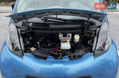 Хэтчбек Citroen C-Zero 2015 в 