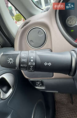 Хэтчбек Citroen C-Zero 2015 в 