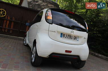 Хэтчбек Citroen C-Zero 2011 в 