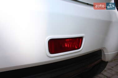 Хэтчбек Citroen C-Zero 2011 в 