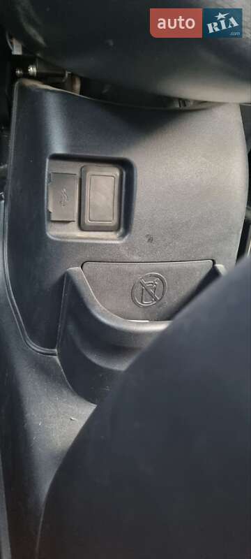 Хетчбек Citroen C-Zero 2012 в Вінниці