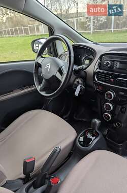 Хэтчбек Citroen C-Zero 2015 в 