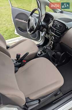 Хэтчбек Citroen C-Zero 2015 в 