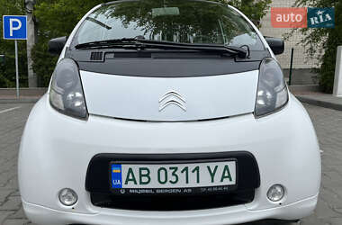 Хэтчбек Citroen C-Zero 2012 в 
