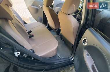 Хэтчбек Citroen C-Zero 2012 в 