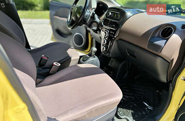 Хэтчбек Citroen C-Zero 2011 в 