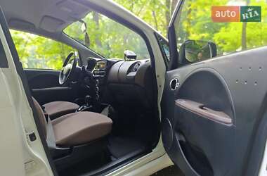 Хэтчбек Citroen C-Zero 2016 в 