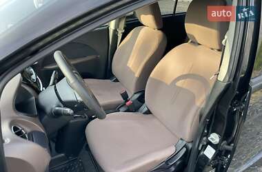 Хэтчбек Citroen C-Zero 2012 в 