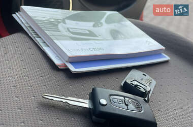 Хэтчбек Citroen C-Zero 2013 в 