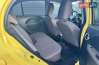 Хэтчбек Citroen C-Zero 2011 в 