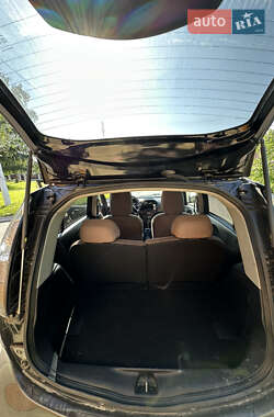 Хэтчбек Citroen C-Zero 2012 в 
