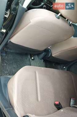 Хэтчбек Citroen C-Zero 2013 в 