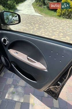 Хэтчбек Citroen C-Zero 2013 в 
