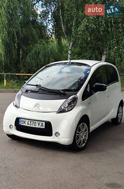 Хэтчбек Citroen C-Zero 2014 в 