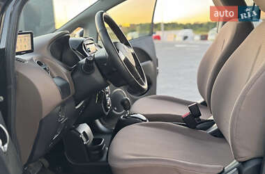 Хэтчбек Citroen C-Zero 2013 в 