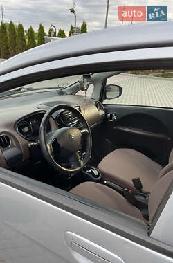 Хэтчбек Citroen C-Zero 2011 в 