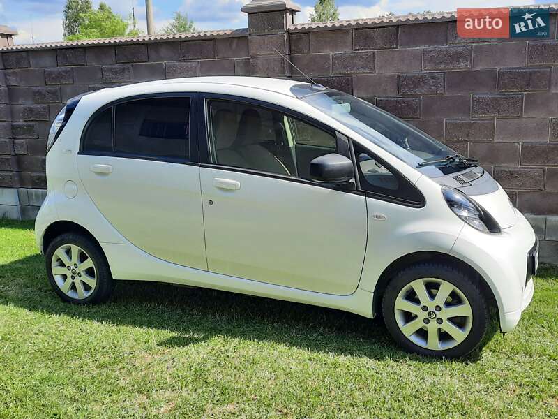 Хэтчбек Citroen C-Zero 2014 в Костополе
