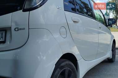 Хэтчбек Citroen C-Zero 2012 в 