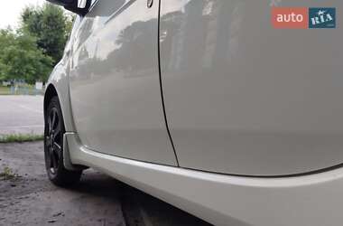Хэтчбек Citroen C-Zero 2012 в 
