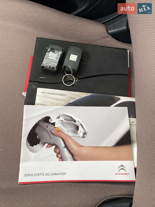 Хэтчбек Citroen C-Zero 2012 в Львове
